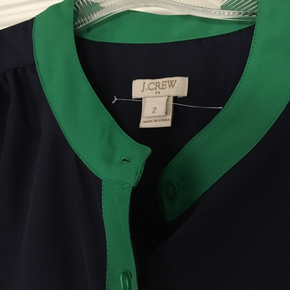 Adorable Navy and Green JCREW Top